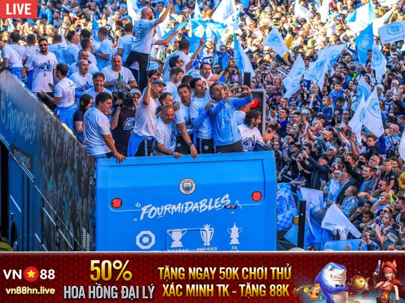 Song sát Man City cùng ‘hét lớn’ một câu khi vô địch FA Cup