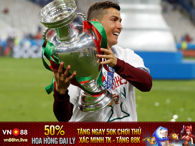 Leboeuf: 'Bồ Đào Nha chỉ giành Euro nếu loại Ronaldo'