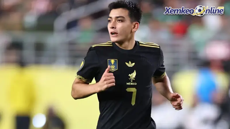 Gilberto Mora - Mexico